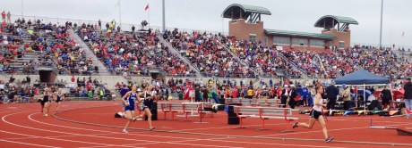 girls relay